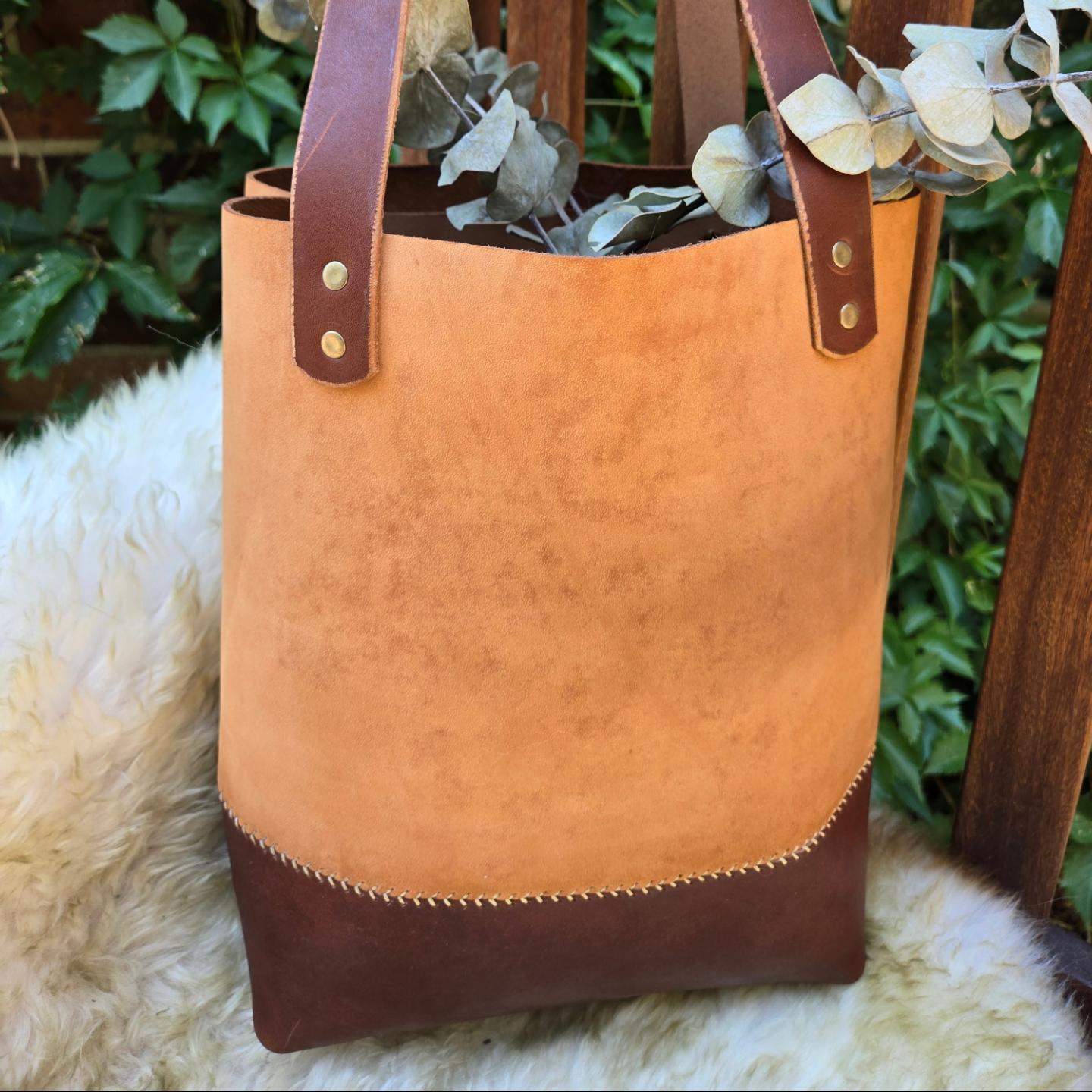 Heritage Leather Tote
