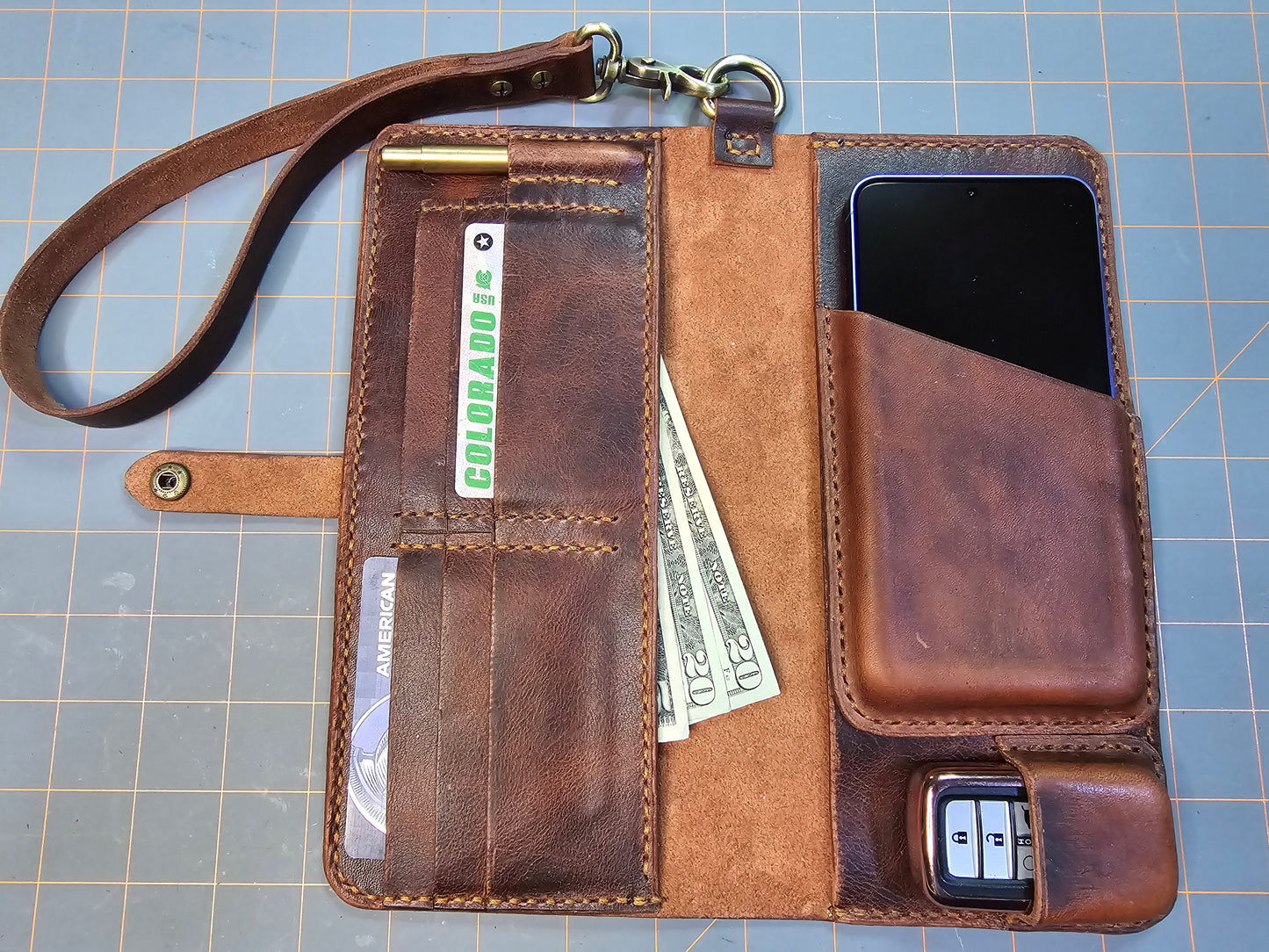 The Artisan Everyday Clutch